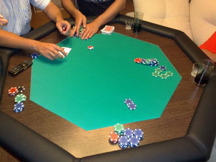 Best poker tables